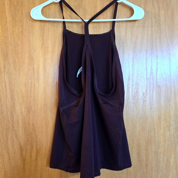 Athleta Chi Mesh Train Tank - Picture 2 of 3